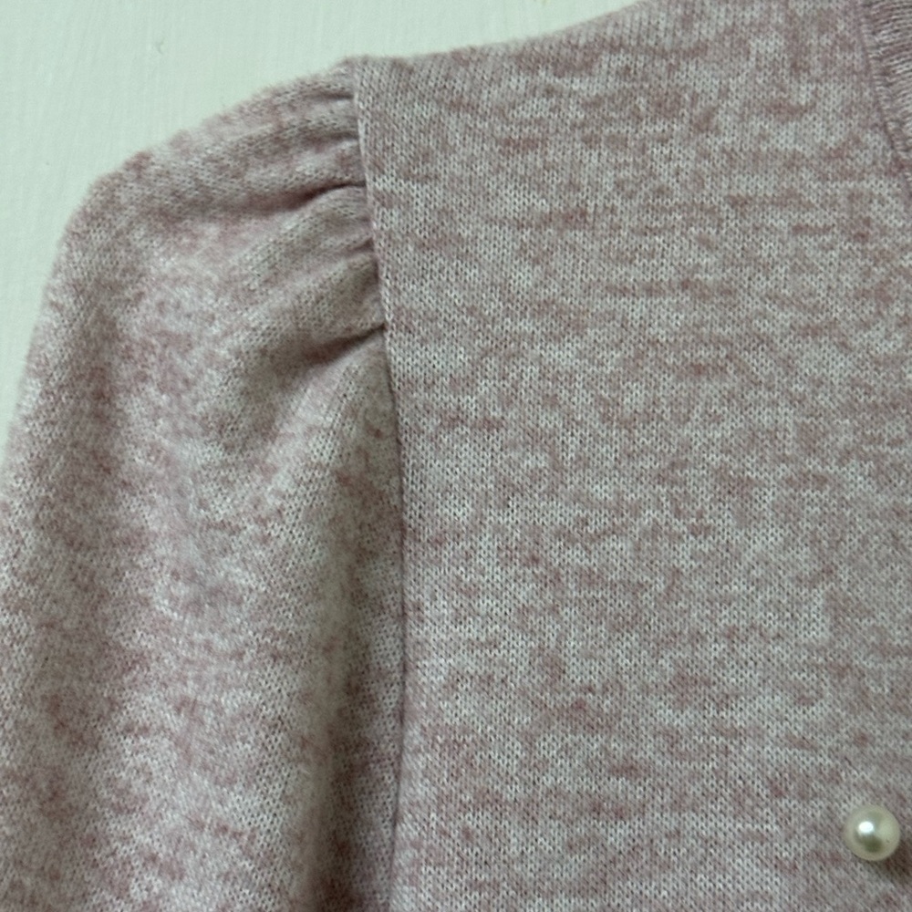 Elegant Pink Blouse with Pearl Accents - Picture 8 of 10